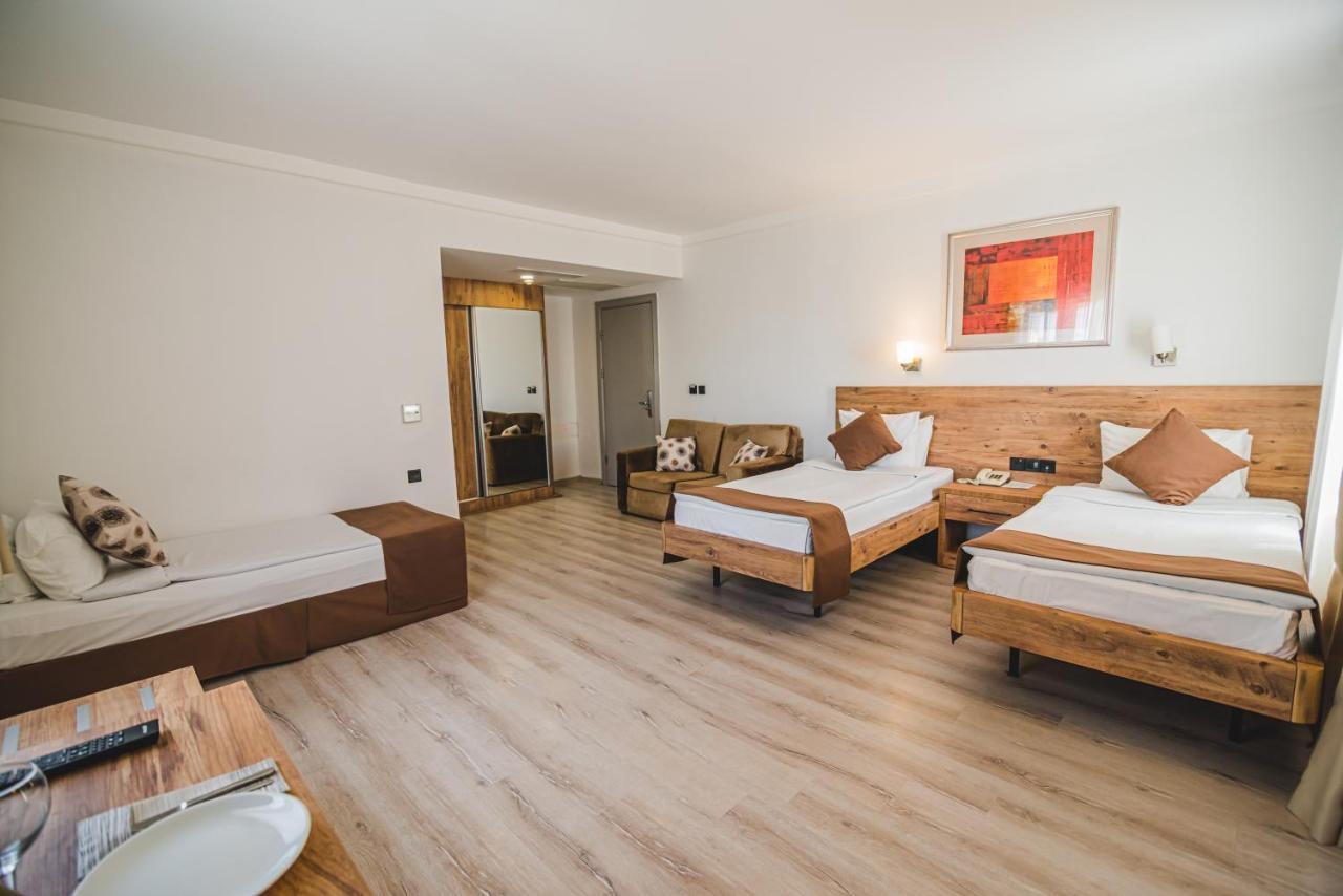 Uptown Bueyuek Anadolu Girne Hotel Exteriér fotografie