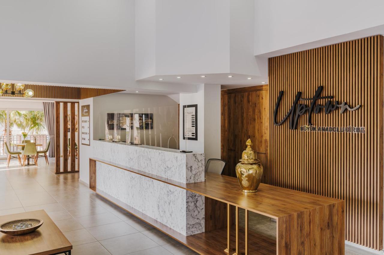 Uptown Bueyuek Anadolu Girne Hotel Exteriér fotografie