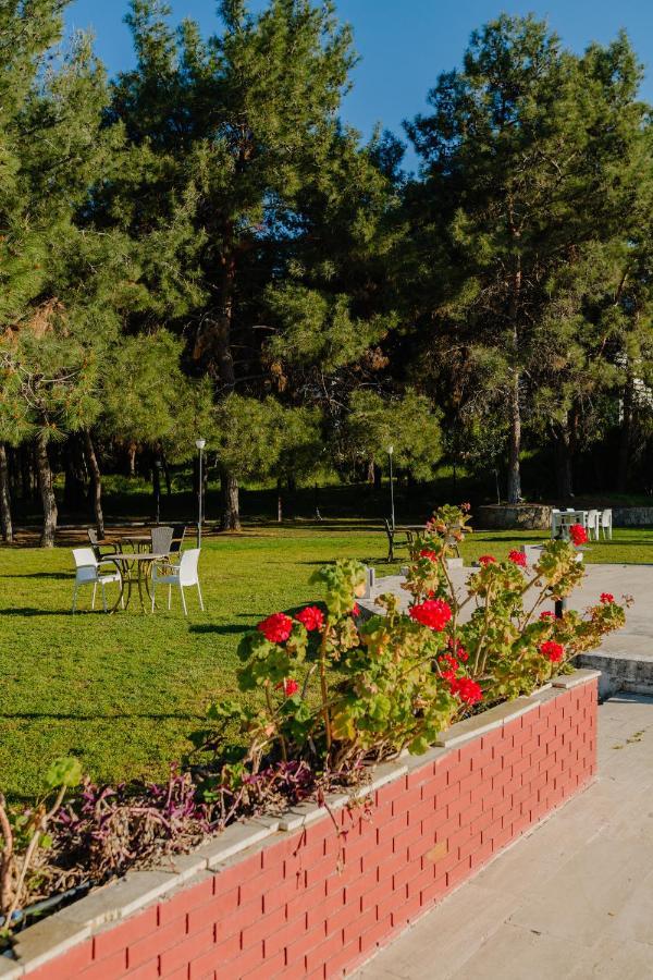 Uptown Bueyuek Anadolu Girne Hotel Exteriér fotografie