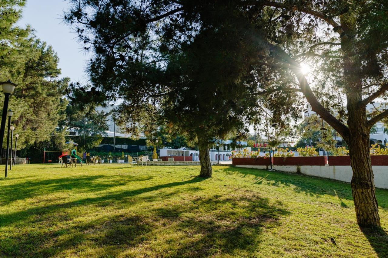 Uptown Bueyuek Anadolu Girne Hotel Exteriér fotografie
