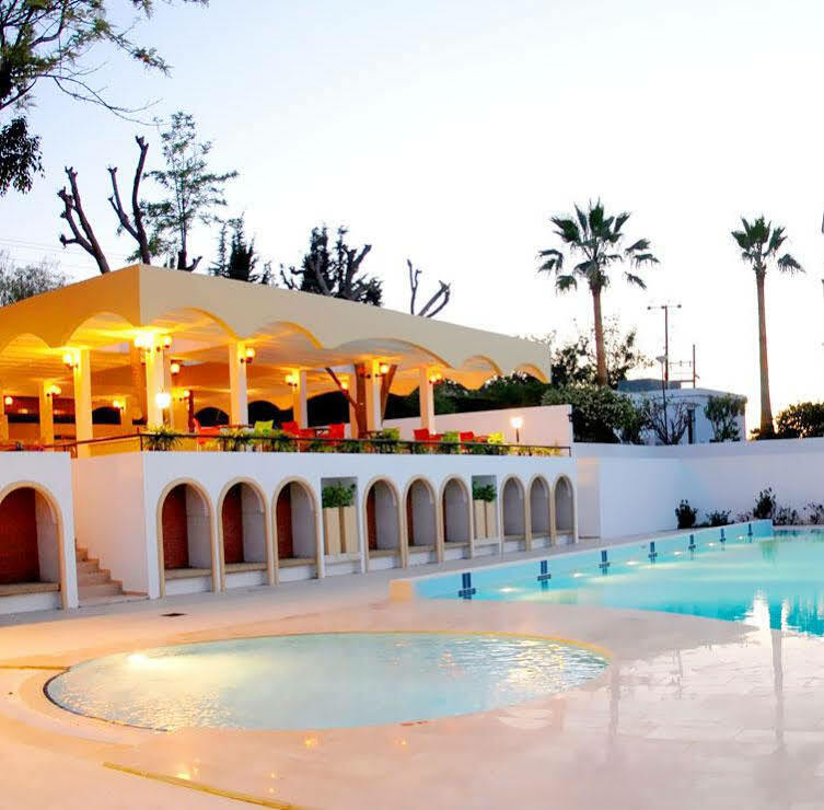 Uptown Bueyuek Anadolu Girne Hotel Exteriér fotografie