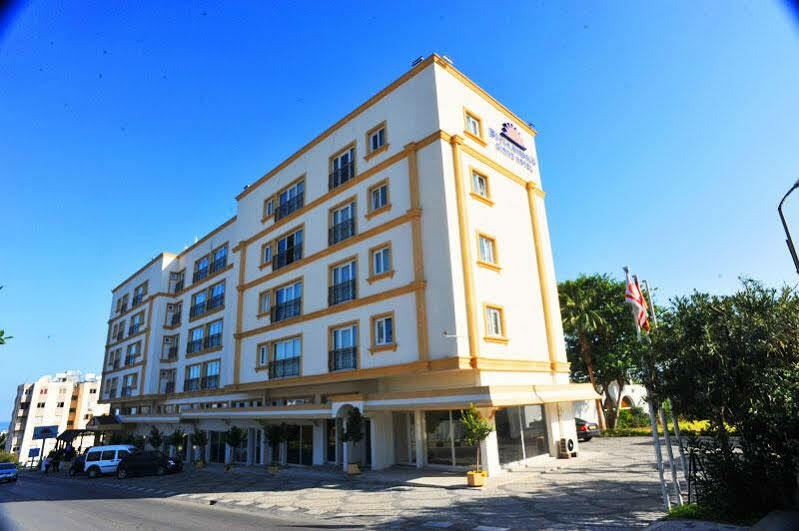 Uptown Bueyuek Anadolu Girne Hotel Exteriér fotografie
