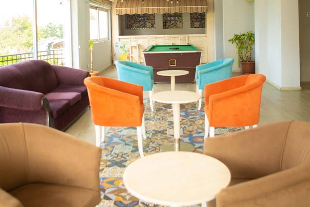 Uptown Bueyuek Anadolu Girne Hotel Exteriér fotografie